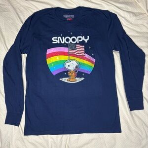 Peanuts Snoopy Astronaut Rainbow on the Moon Size Large Long Sleeve Top T-shirt